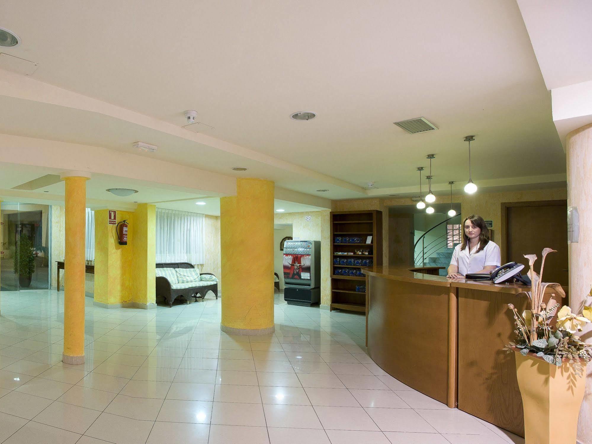 Aparthotel Reco Des Sol ซานอันโตนิโอ ภายนอก รูปภาพ